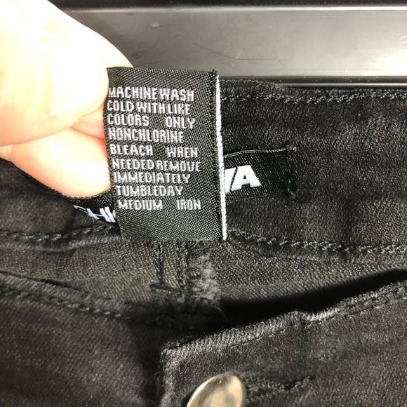 Fashion nova black stretchy jeans - Picture 6 of 11